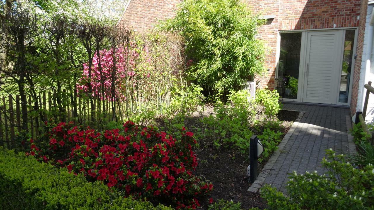 The Two Oaks - Private Garden For Guests Villa Hertsberge Exterior photo